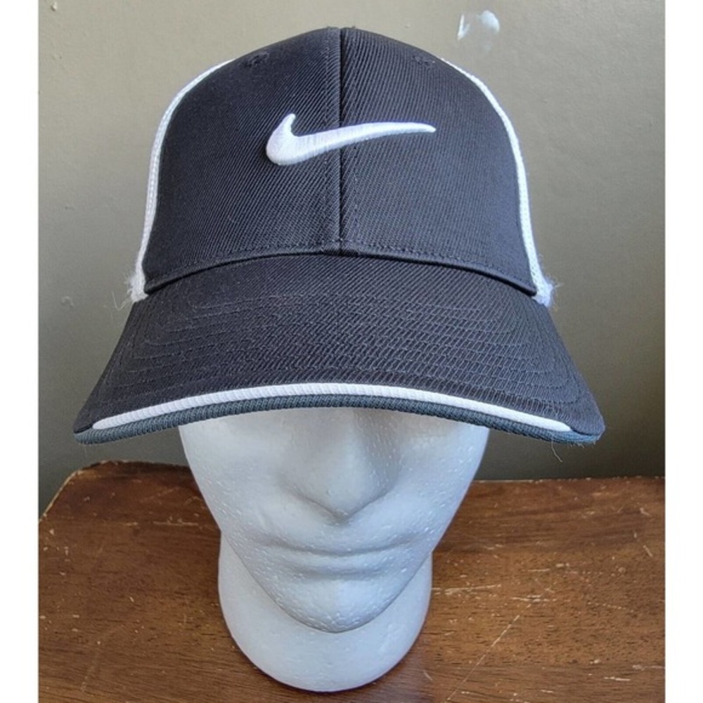 Nike Golf Vr One Tour Mesh Fitted Hat Flexfit Black S/M 360756-010 2009‎ Rare